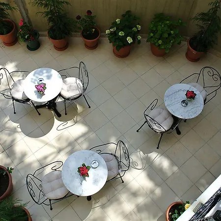Saba Sultan Hotell 2*